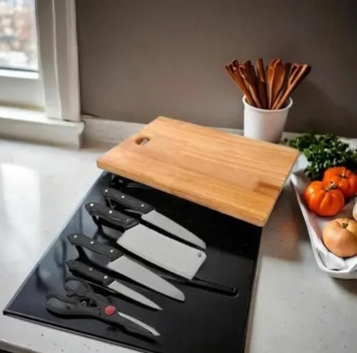 Wooden Chopping Board With Knife Set (5 Pcs)